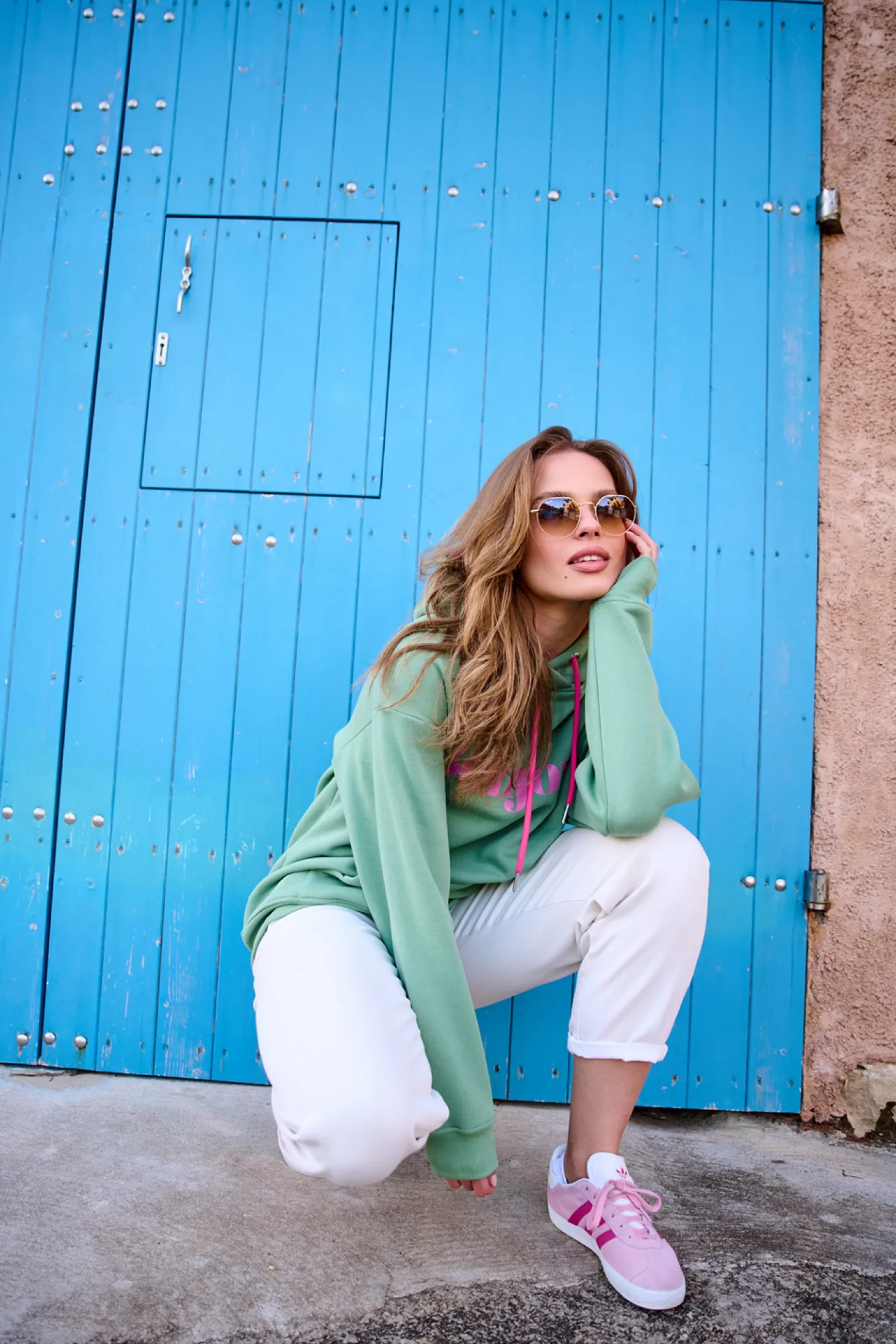 Bluza z kapturem Bonjour Chérie