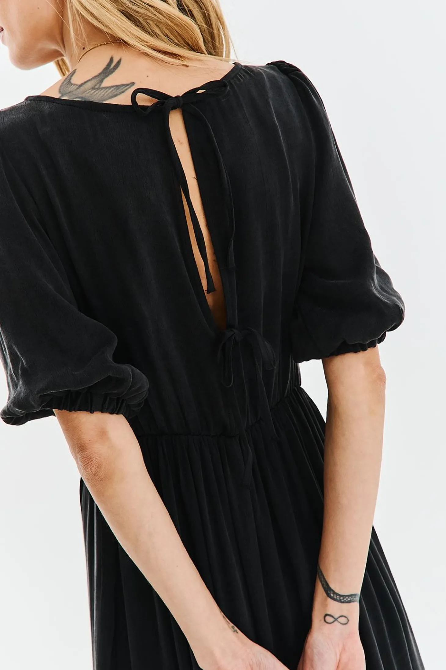 Sukienka midi Black Orchid