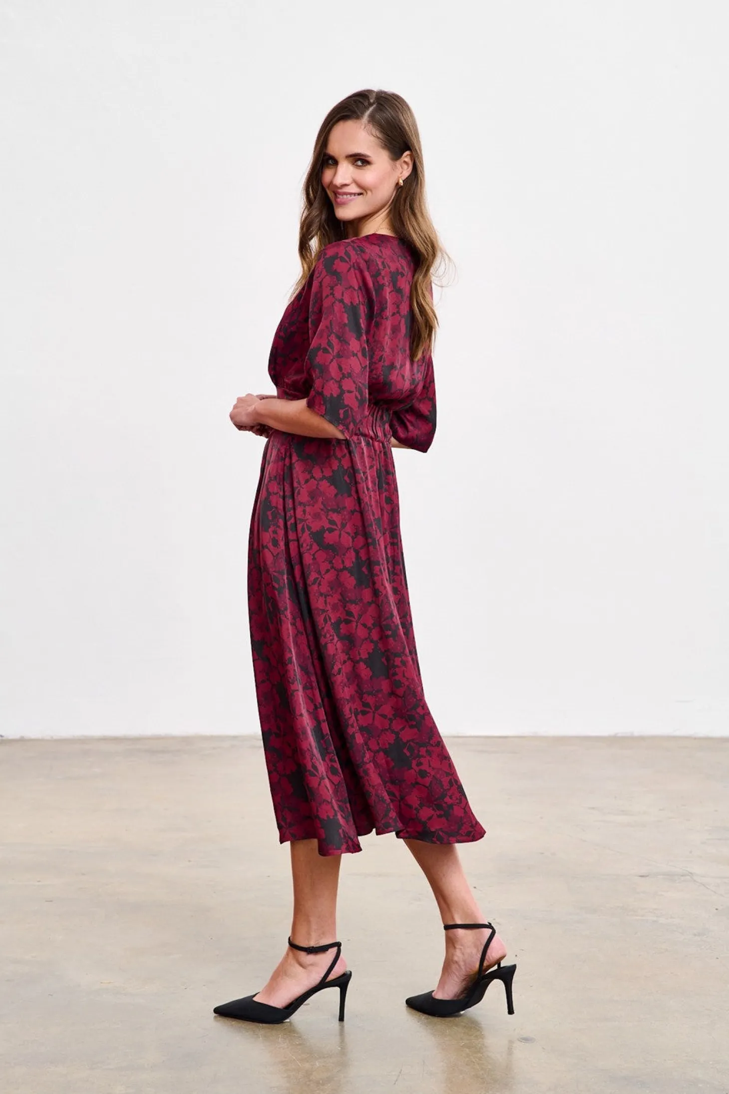 Sukienka midi Cranberry Spark