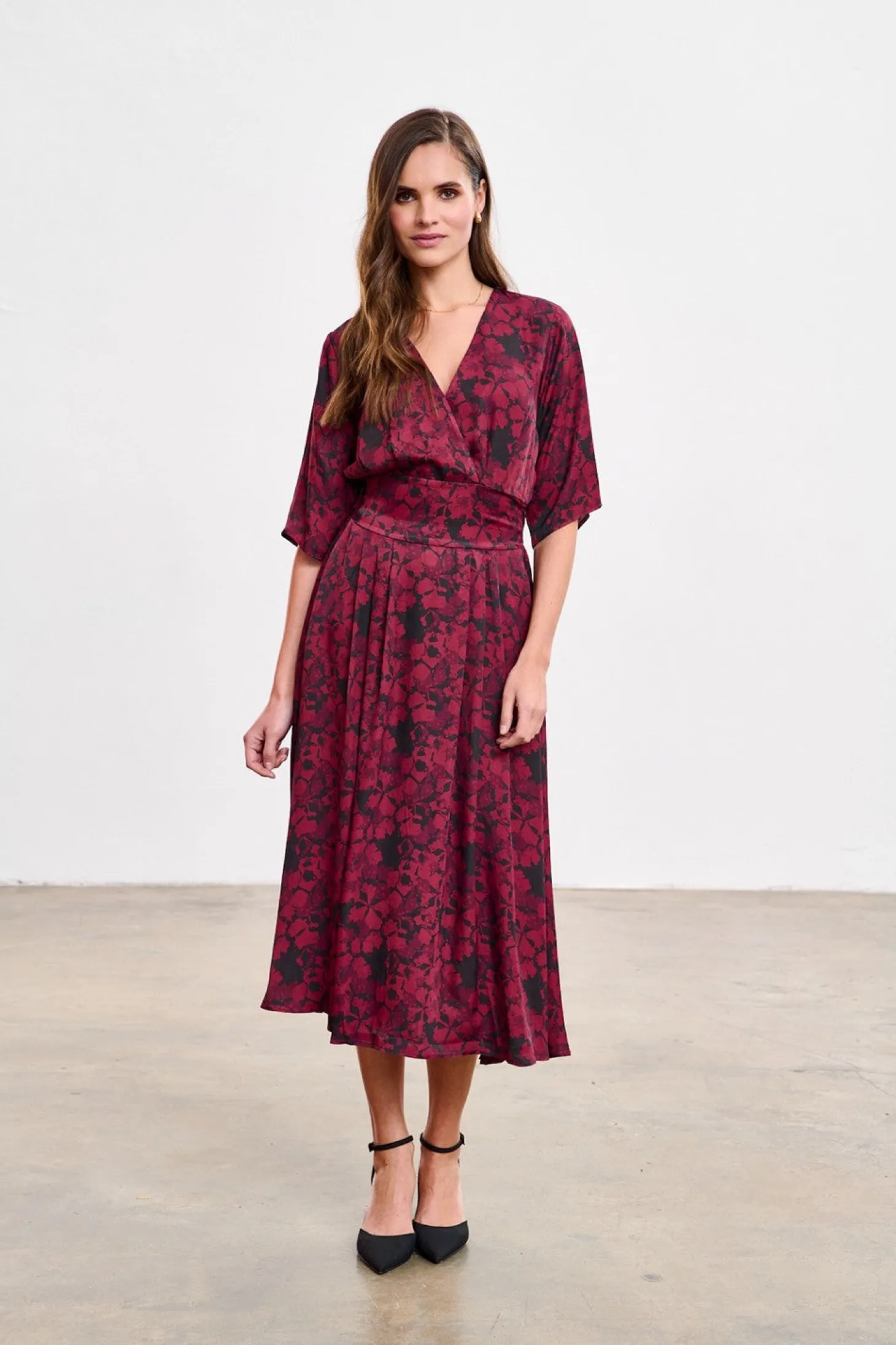 Sukienka midi Cranberry Spark