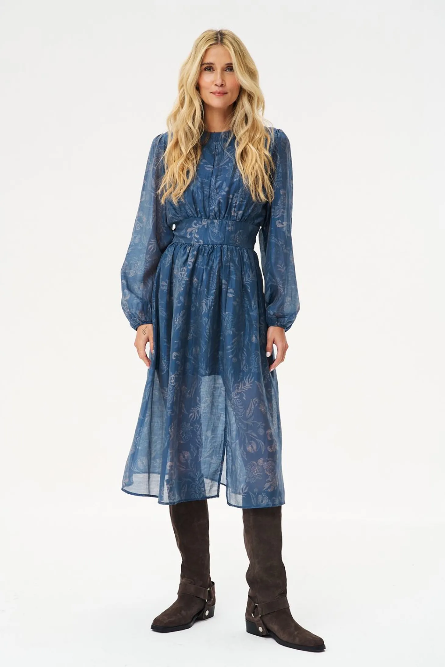 Sukienka midi Falling For Florals