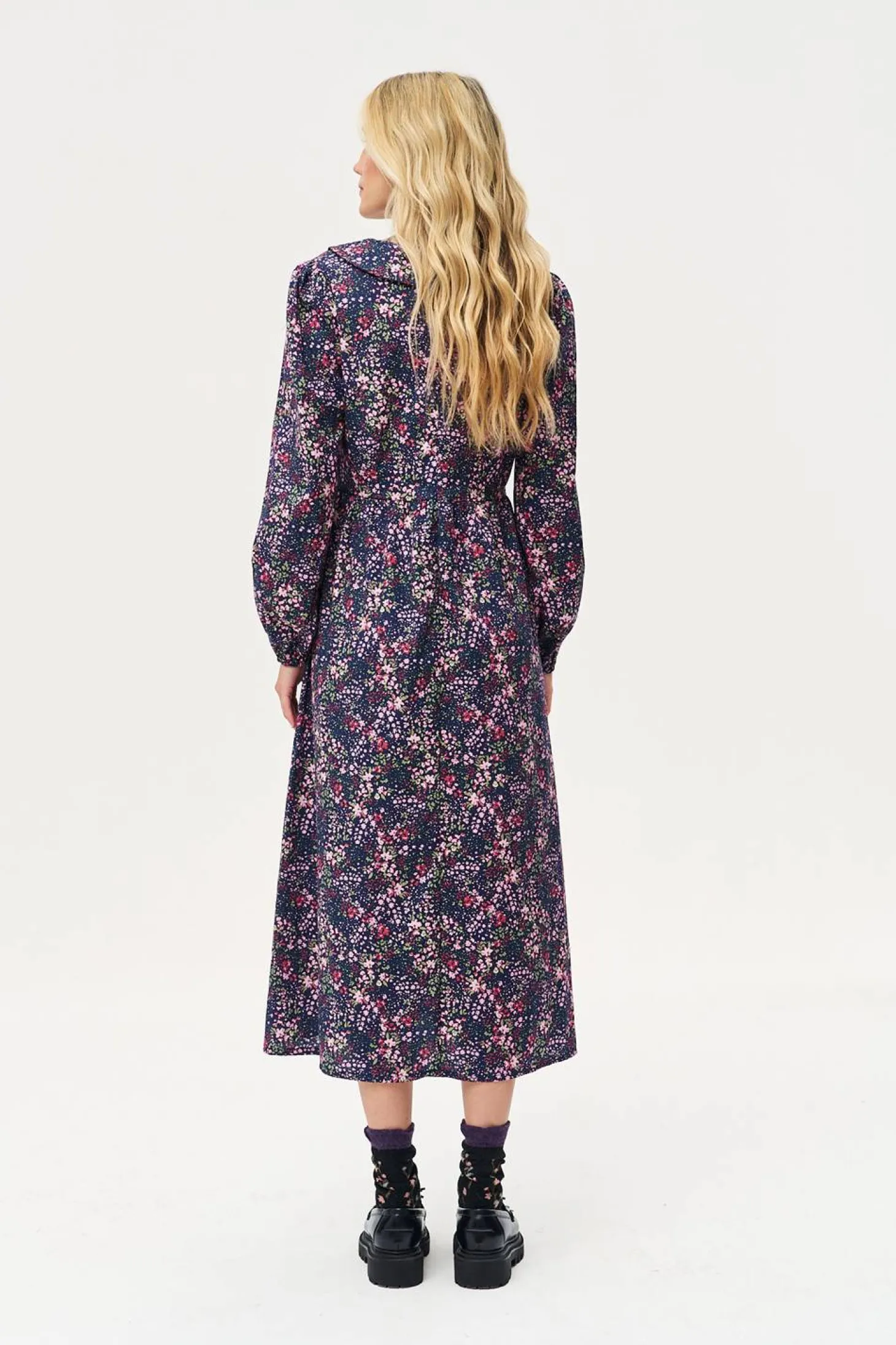 Sukienka midi Midnight Garden