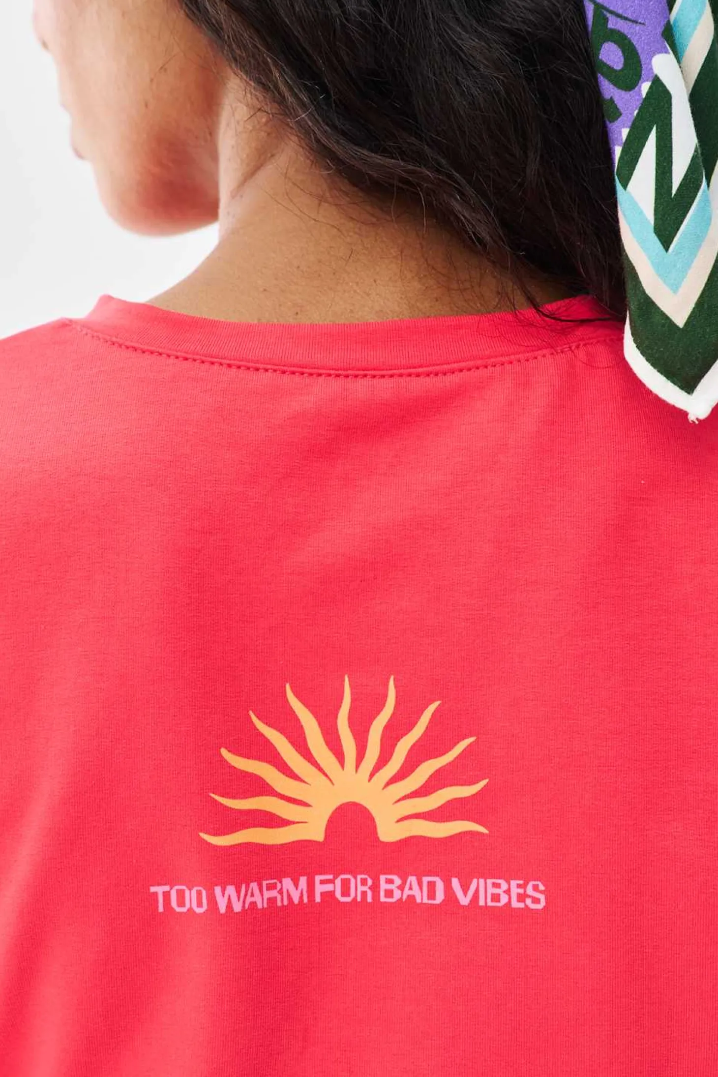 Sukienka t-shirtowa No Bad Vibes
