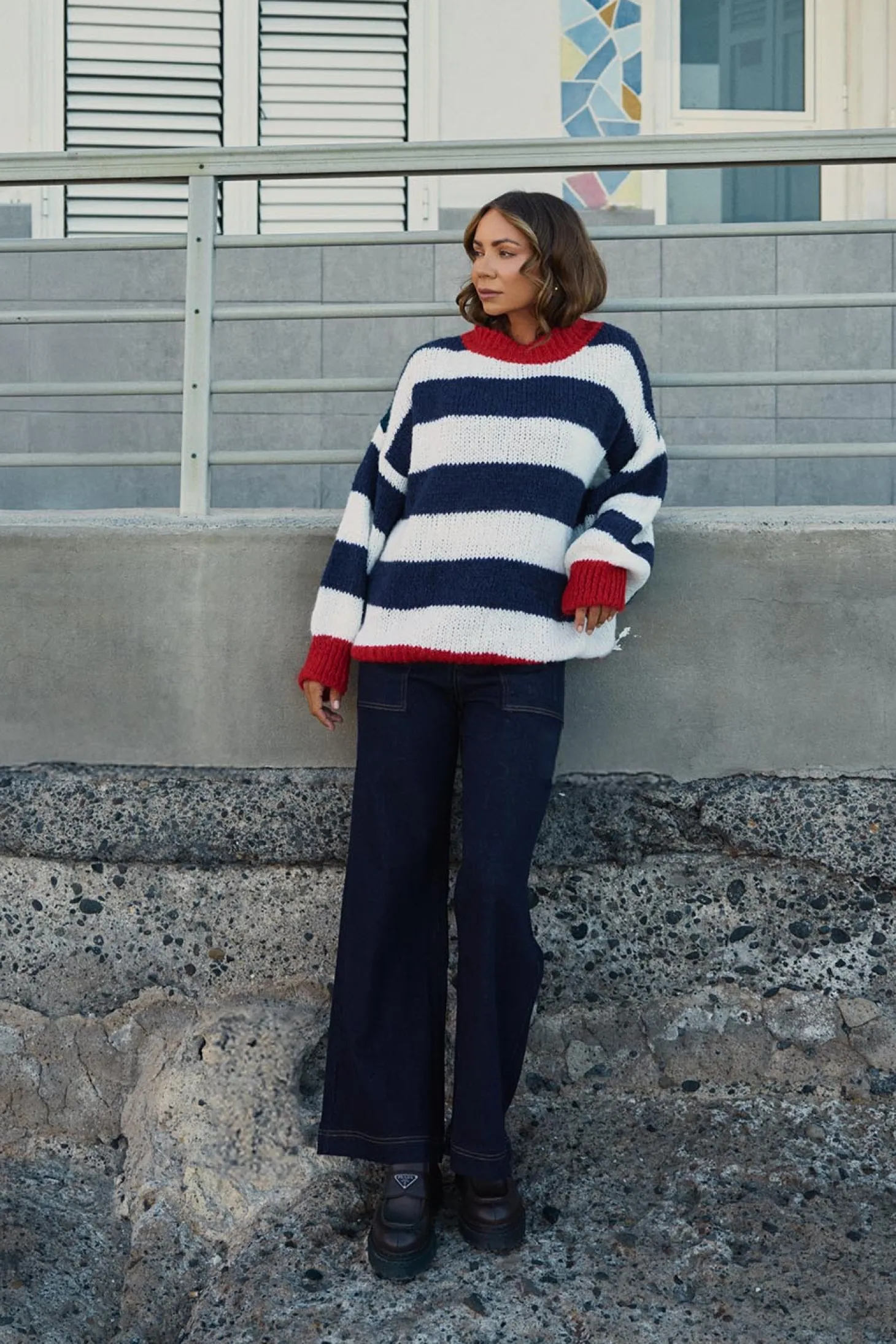 Sweter Fade Into You