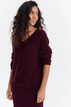Sweter Magnetic Instinct