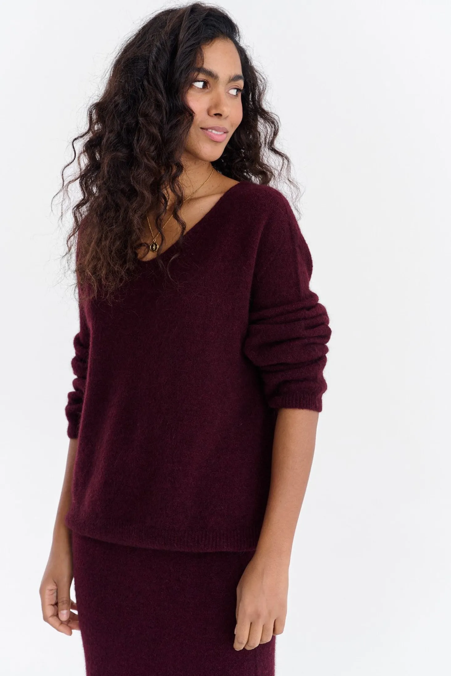 Sweter Magnetic Instinct
