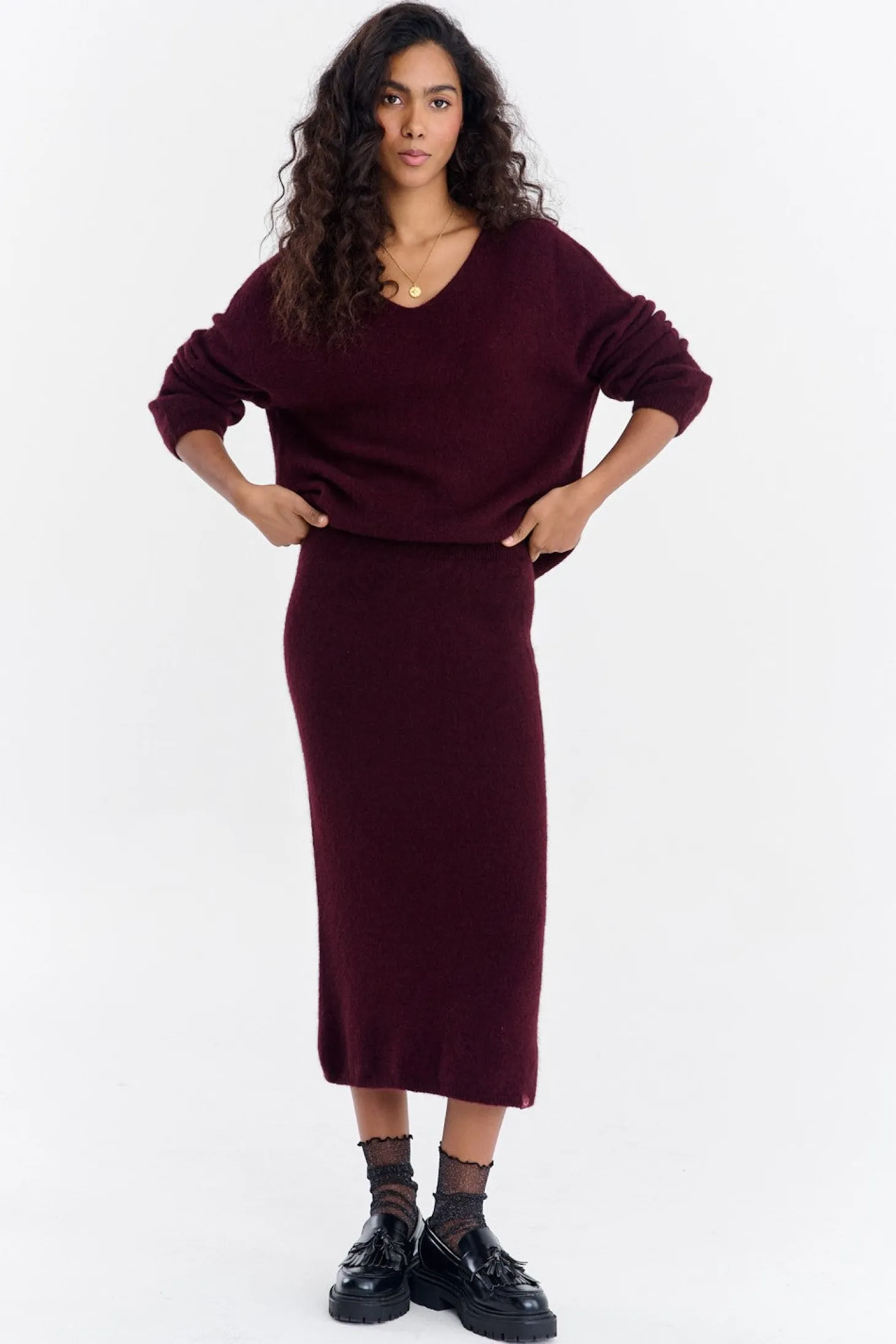 Sweter Magnetic Instinct