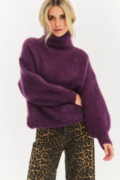 Sweter moherowy z golfem Nocturne