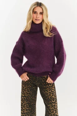 Sweter moherowy z golfem Nocturne