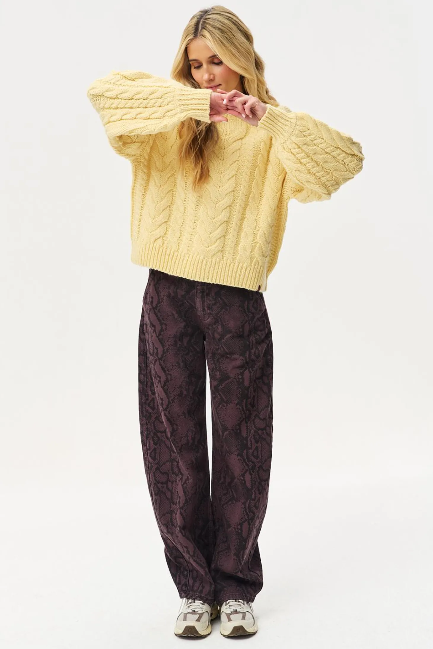 Sweter z wełną Mimosa