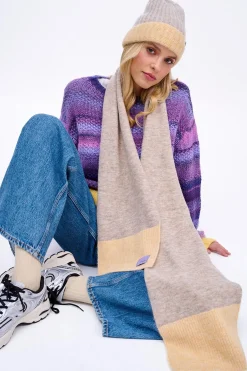 Sweter z wełną Sweet Berry