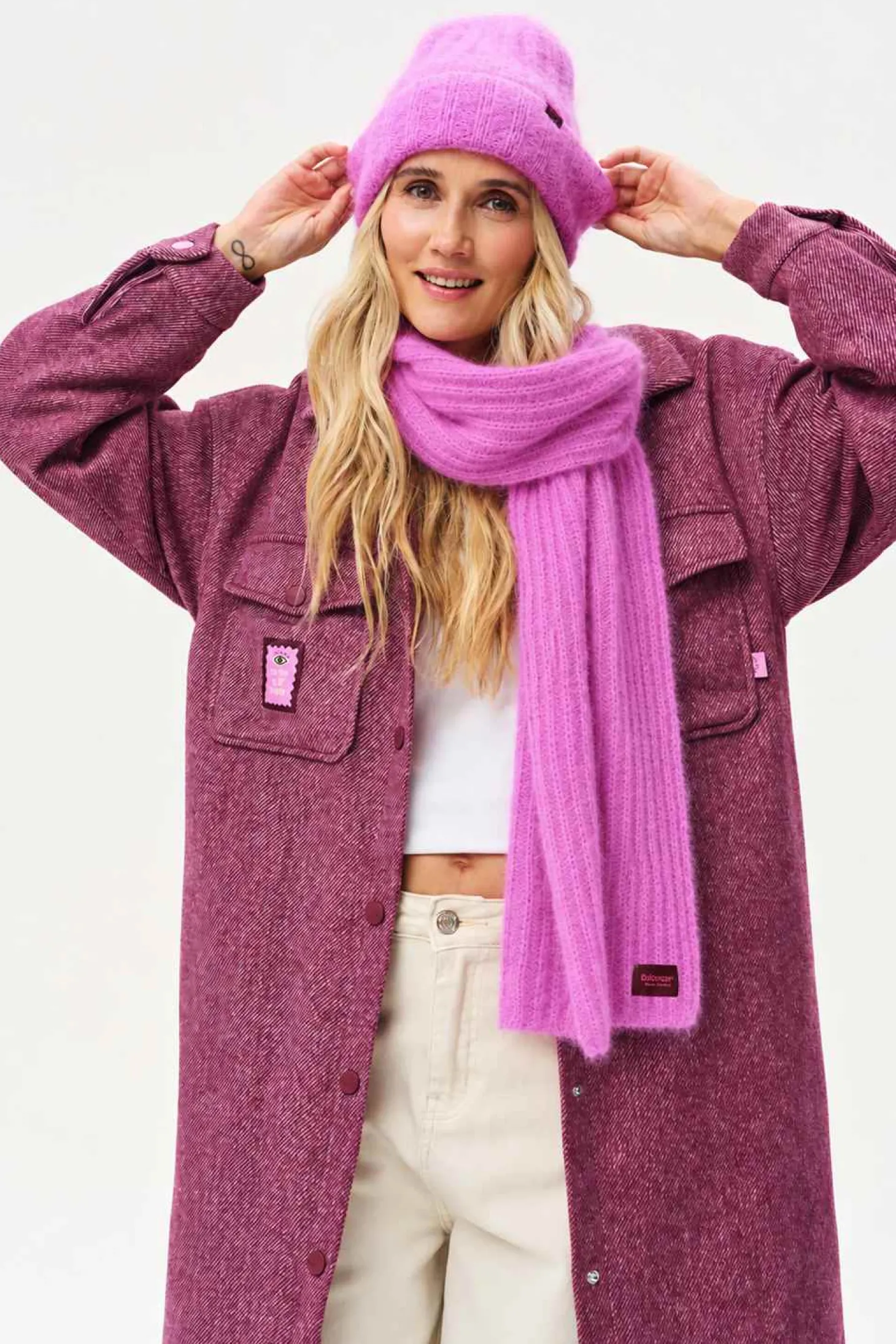 Szalik Fluffy Bubblegum