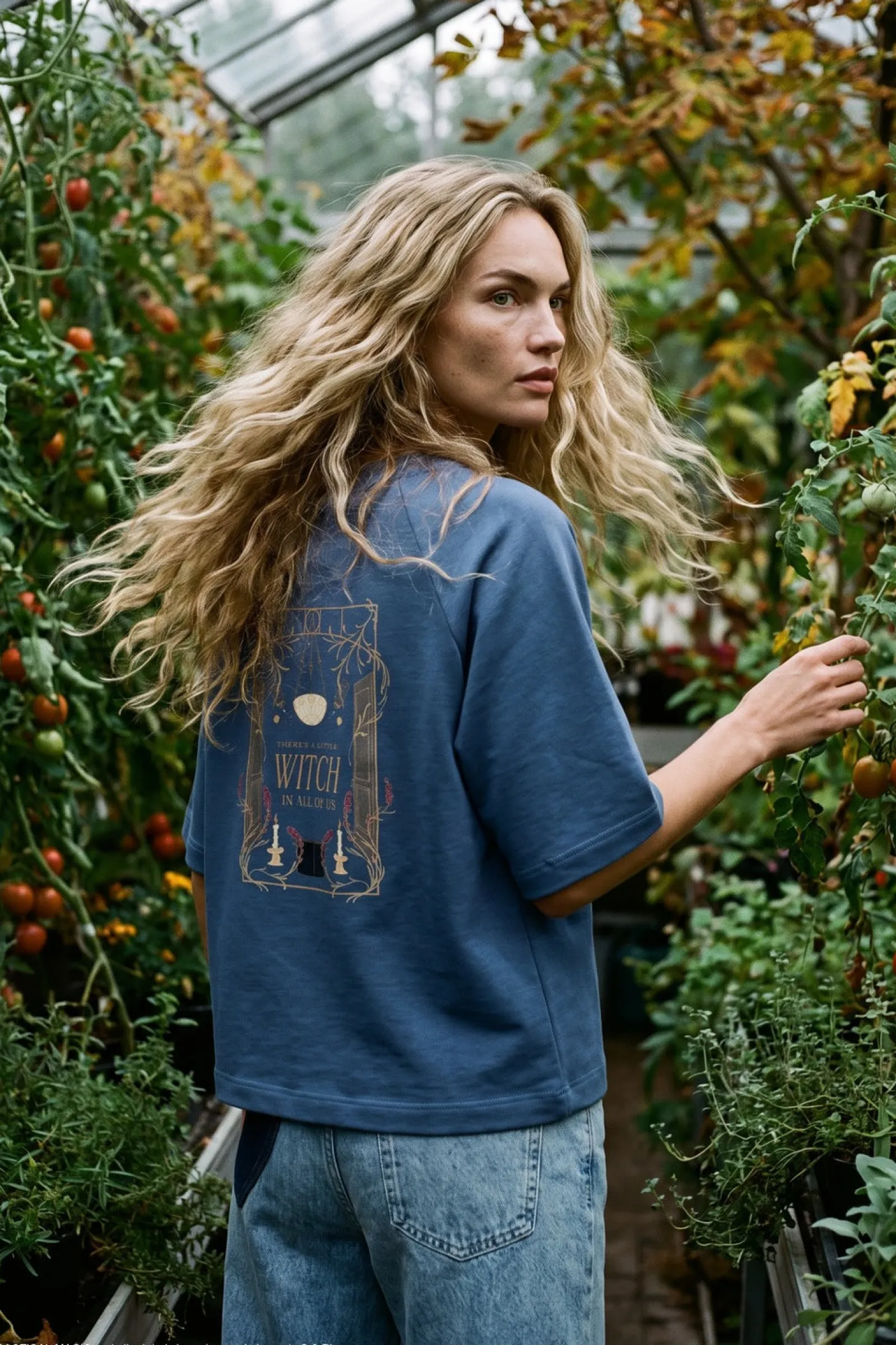 T-shirt Sally A Little Witch
