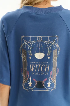 T-shirt Sally A Little Witch